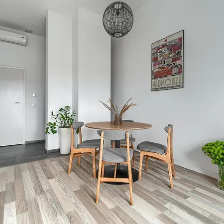 1899 Hotel apartamentowy 4*