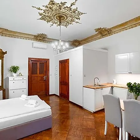 1899 Apart Otel